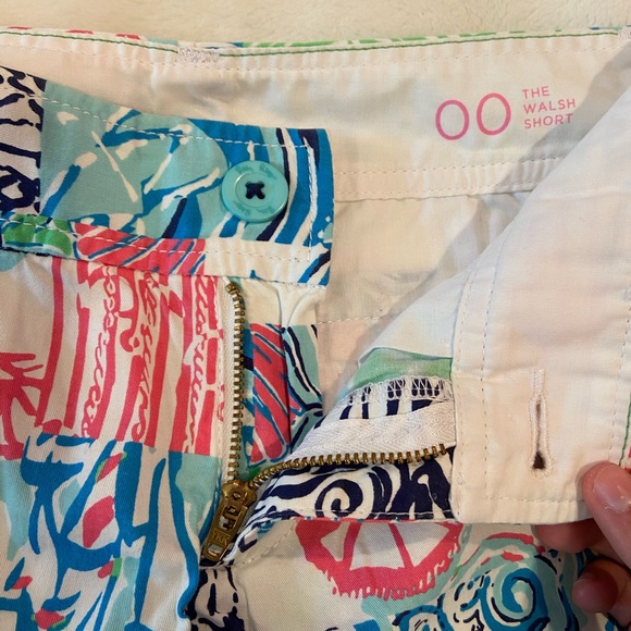 Lilly Pulitzer Walsh shorts - Picture 7 of 9